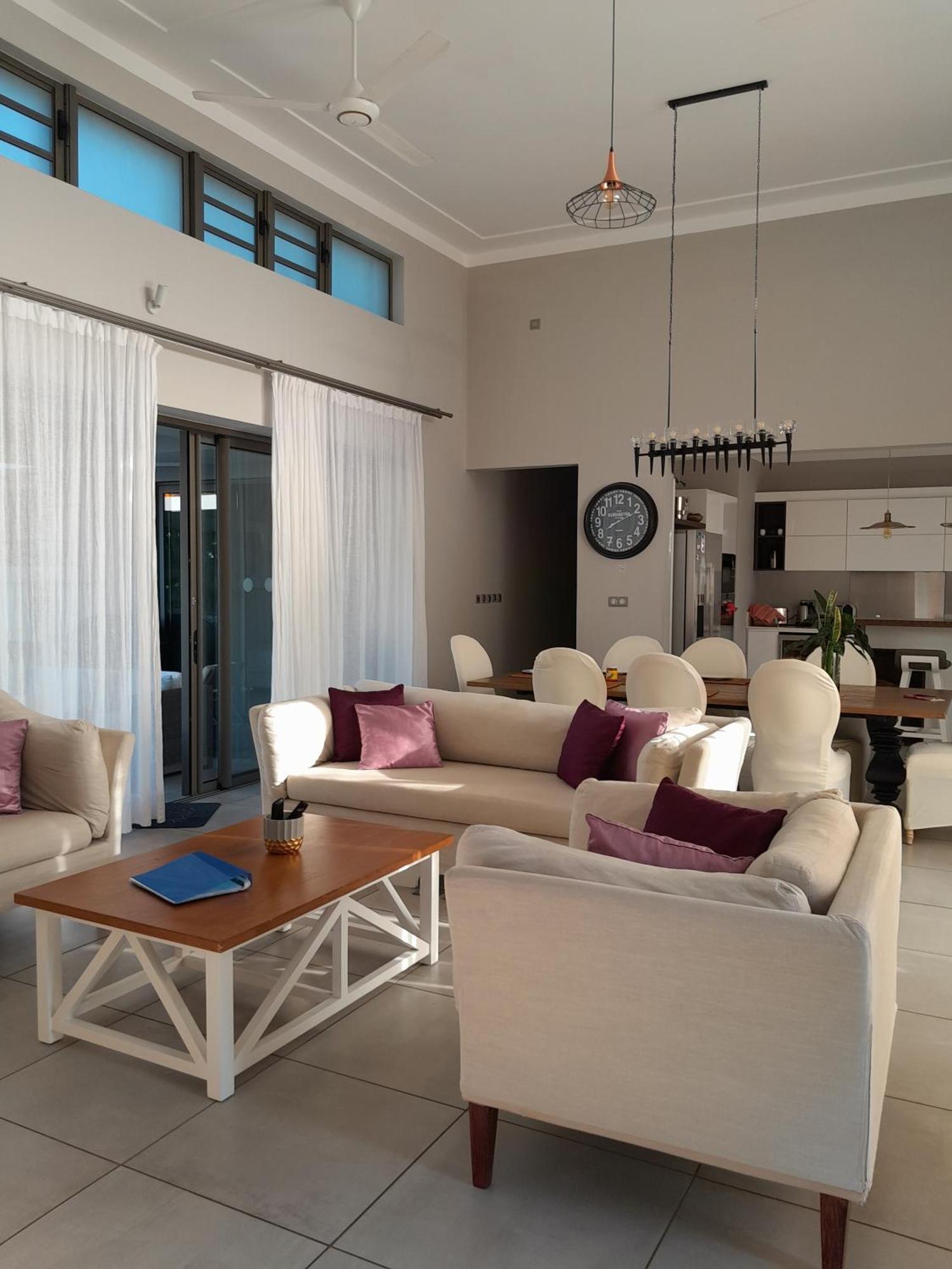 Luxury Villas At Royal Park Balaclava Exterior photo